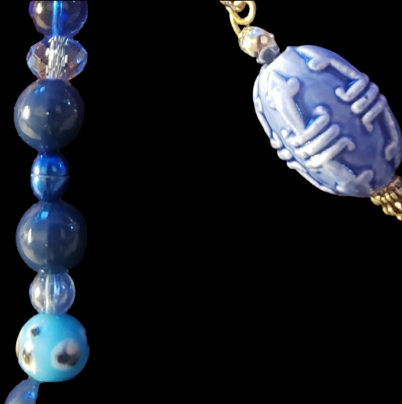 Blue Beaded Hand Crafted Keychain - Picture 5 of 7